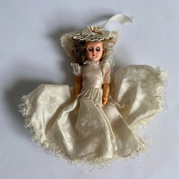 Vintage Hard Plastic Doll White Dress from Candy Box - Picture 1 of 3